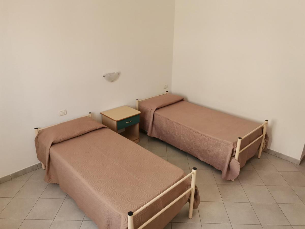 Le Zagare Case Vacanza Кропани Экстерьер фото